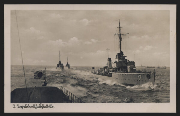 Foto AK , 3. Torpedobootshalbflottille , Kriegsschiff