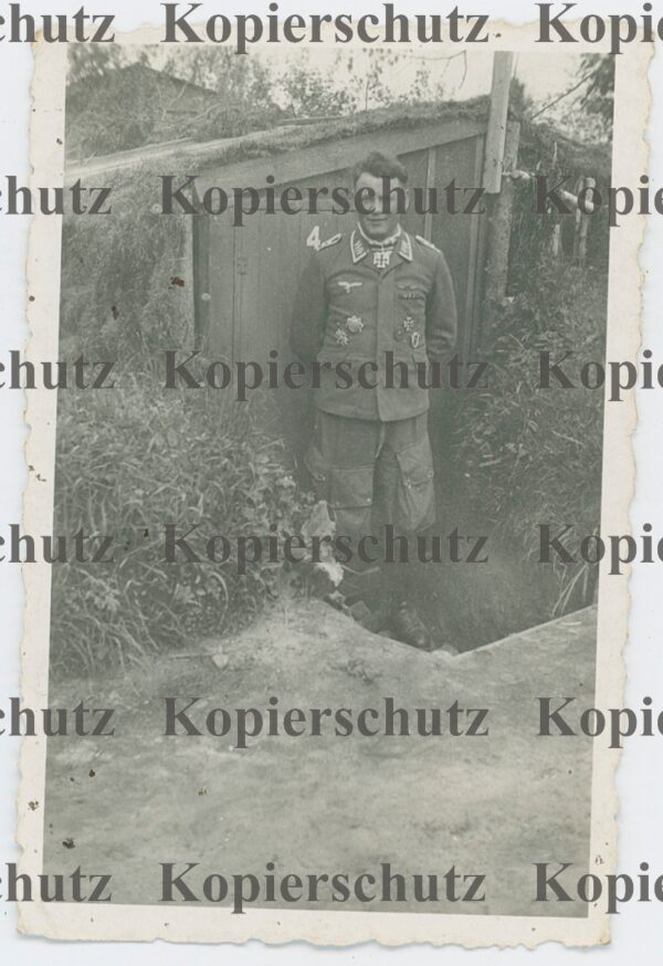 ORIGINAL Foto, Pilot , viele Orden, Julius Meimberg Jagdgeschwaders 53